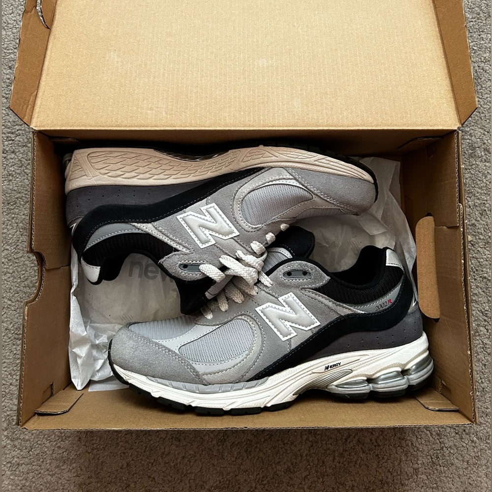 New Balance 2002R “Slate Grey Black”